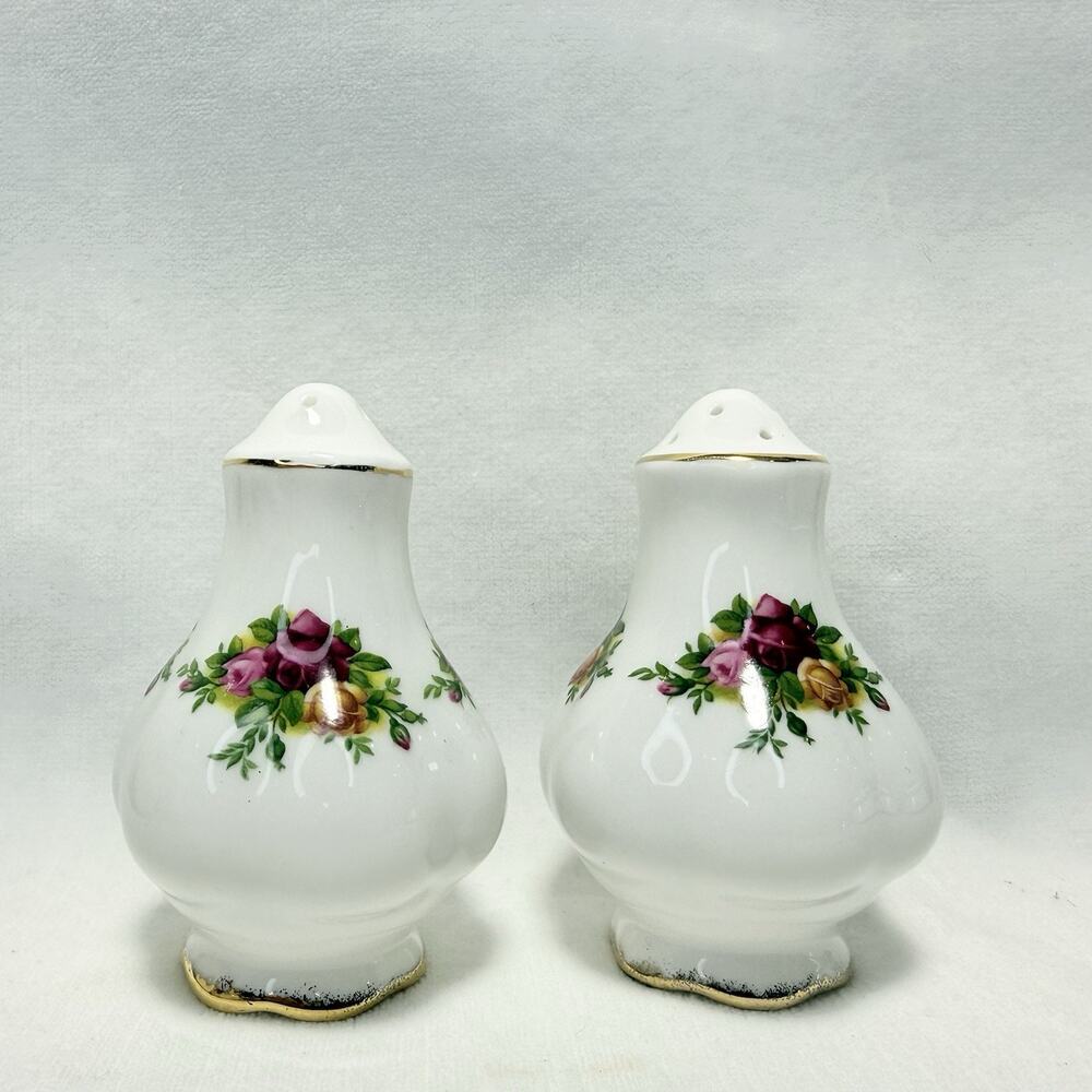 Royal Albert England - Old Country Roses - Salt and Pepper Shakers - 3 inches